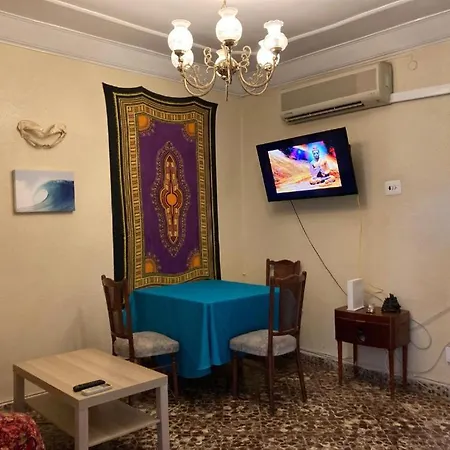 Mediterraneo Shared Flat 7min Arenas Rent 10 Days Appartement