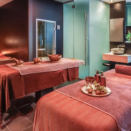Melia 4* Valence