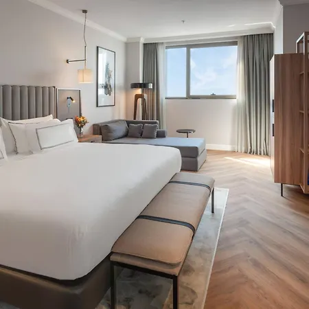 Melia Hotell