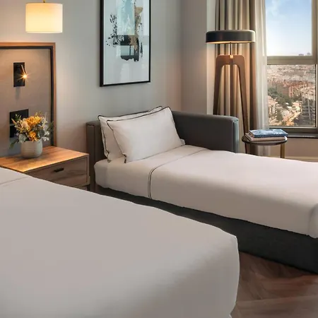 Melia Hotell 4*
