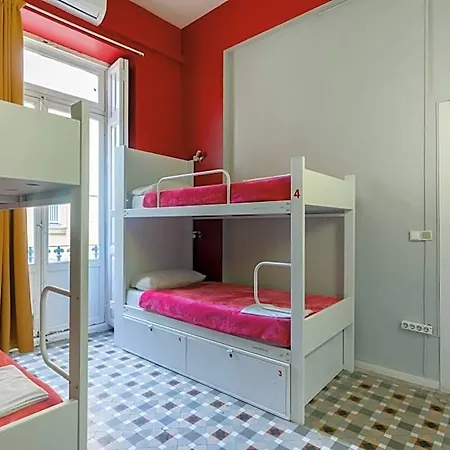 Vandrarhem Red Nest Valencia
