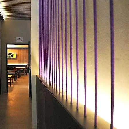 Hostel Purple Nest Valencia