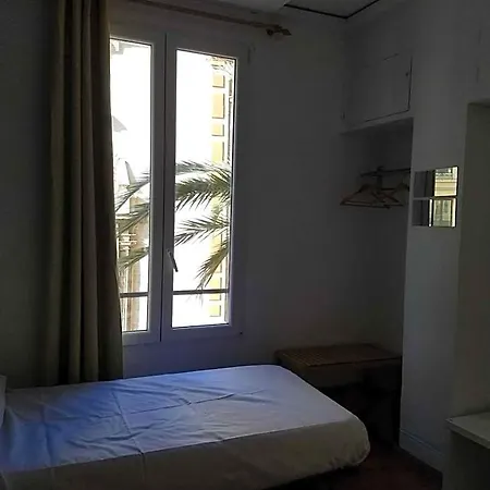 Russafa Youth Hostel