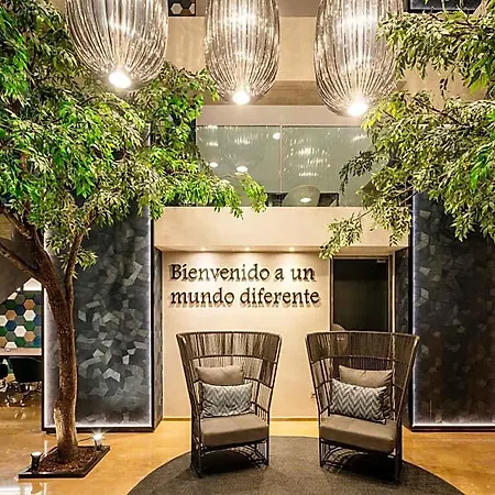 Hotel Ilunion 4 4*