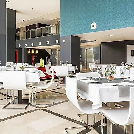 Ilunion Aqua 4 4* Valence