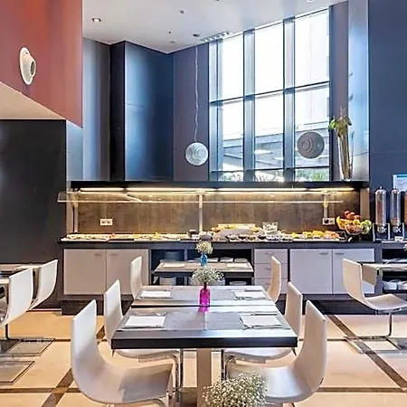 Hotel Ilunion Aqua 4 Valence