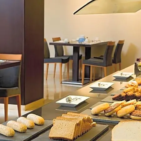 Hotel Istay By Nh Ciudad De