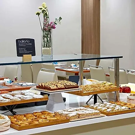 Hotel Nh Ciencias 3*