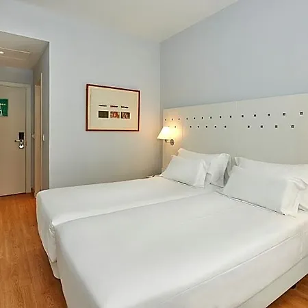 Hotel Nh Ciencias 3*