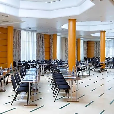 Nh Center Hotel
