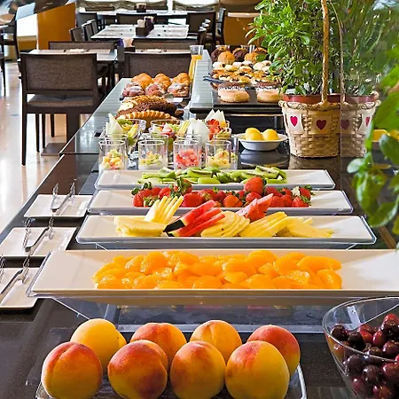 Hotel Nh Center 4*