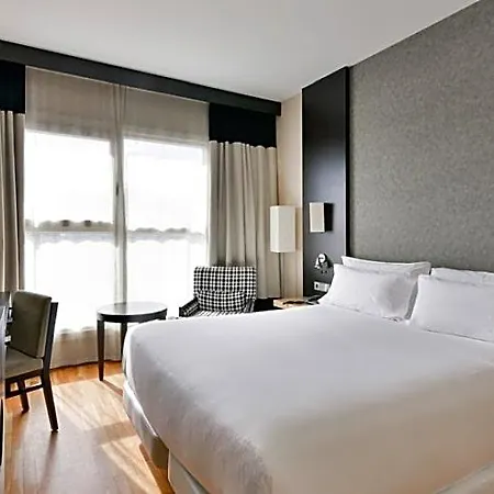 Hotel Nh Center Valenza