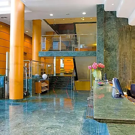 Nh Center Hotel
