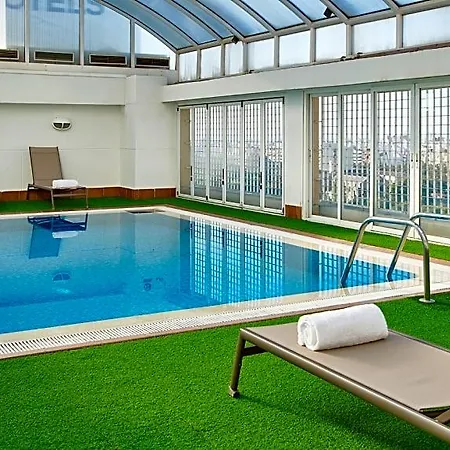 Nh Center Hotel Valenza