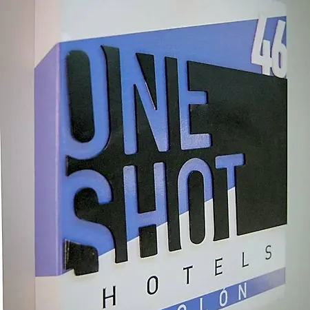 فندق One Shot Colon