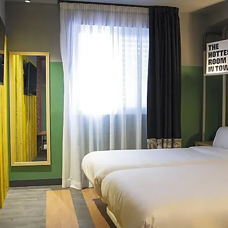 Hostel Room Valencia Valencia