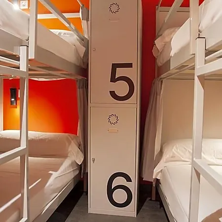 Room Valencia *