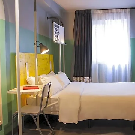 Room Valencia * Valencia