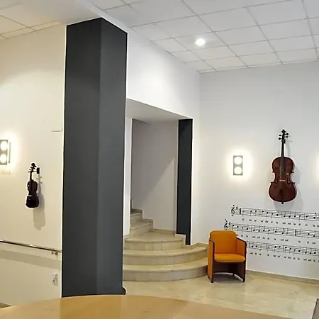 De La Musica 2*