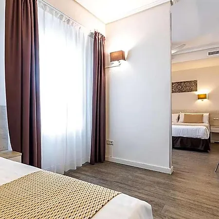 Sweet Continental Hotel 2*