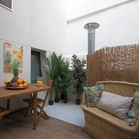 Cosy Embajador 2* ולנסיה
