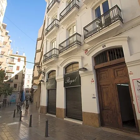 בית הארחה Cosy Embajador