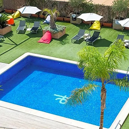 Port Feria Hotel
