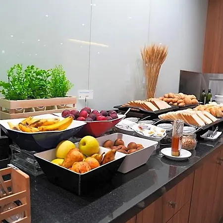 Hotel Port Feria 4*