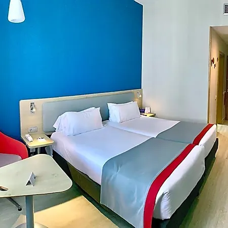 Express Ciudad De Ciencias, An Ihg Hotel