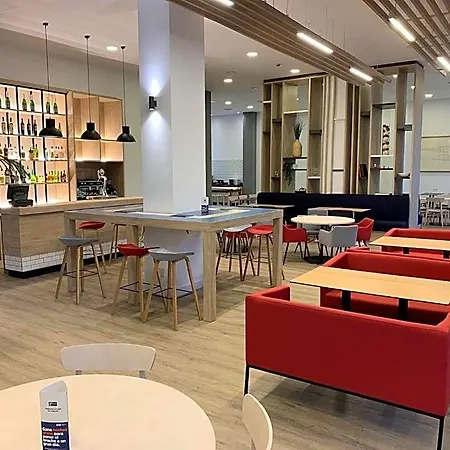 Hotel Express Ciudad De Ciencias, An Ihg