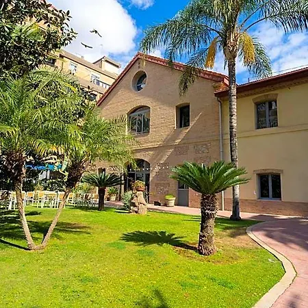 Dwo Hotel 4*