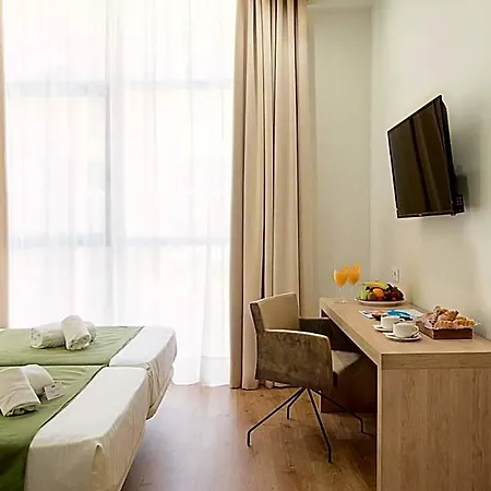 Hotel Dwo 4*