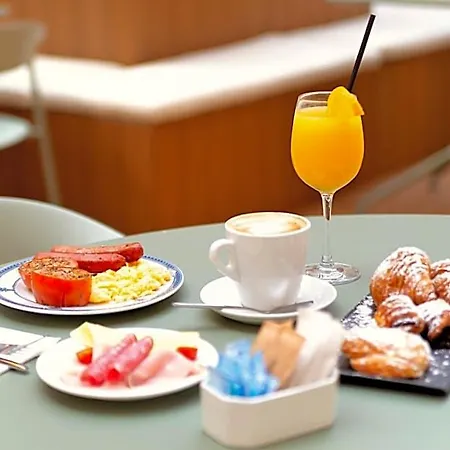Hotel Dwo