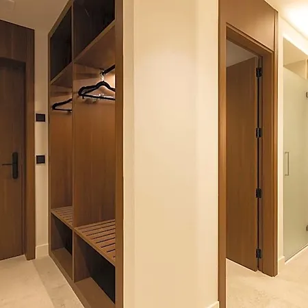 Moontels Colon Hotel *