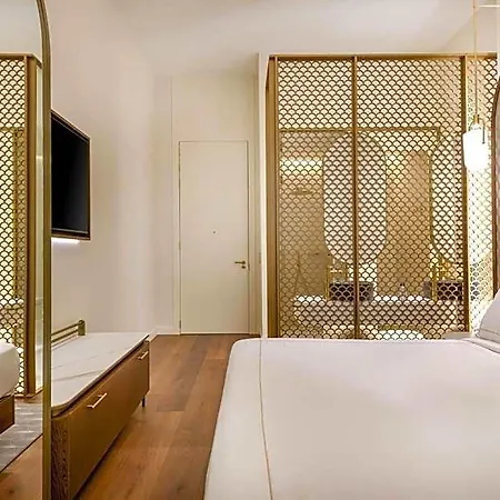 Grand Centenari, Valencia, Autograph Collection Hotel 5*