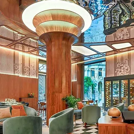 Grand Centenari, Valencia, Autograph Collection Hotel 5*