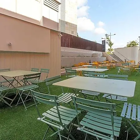 Nido Malvarrosa Apartahotel