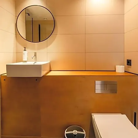 Easyhotel Ciutat Vella