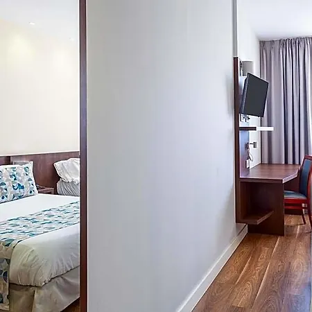 Olympia Universidades Hotell 3*