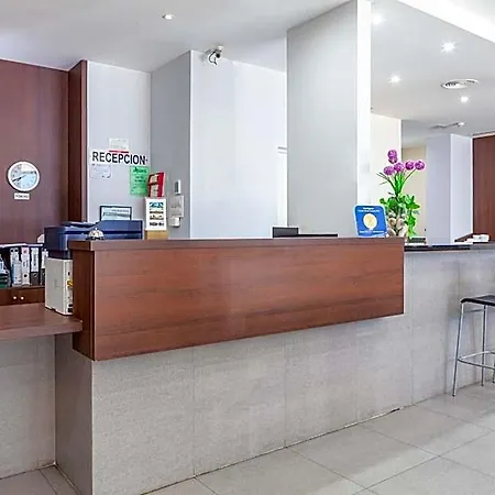 Hotell Olympia Universidades 3*