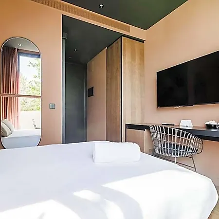 Arena Select Hotell 3*