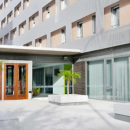 Residencia Universitaria Resa Damia Bonet Appartement