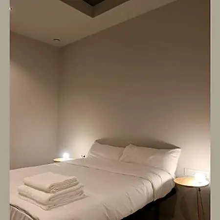 Nuit Hotel
