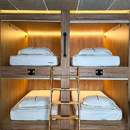 The Pod Village * فالنسيا