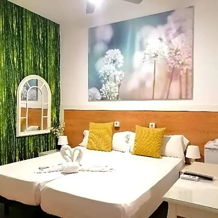 Suits Centro Historico, Establecimiento Automatizado-fast Auto Check In&out, Solo Adultos-adults Only Hotel Valencia