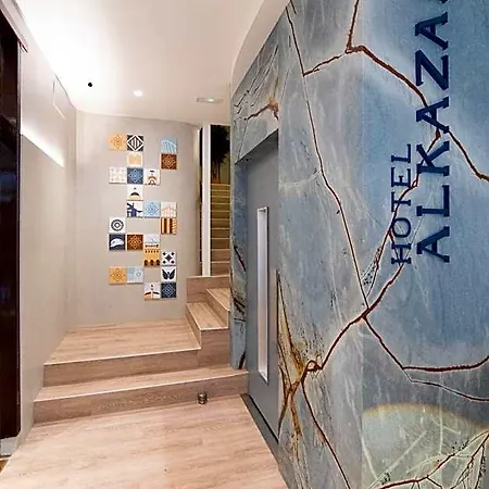Alkazar Hotel