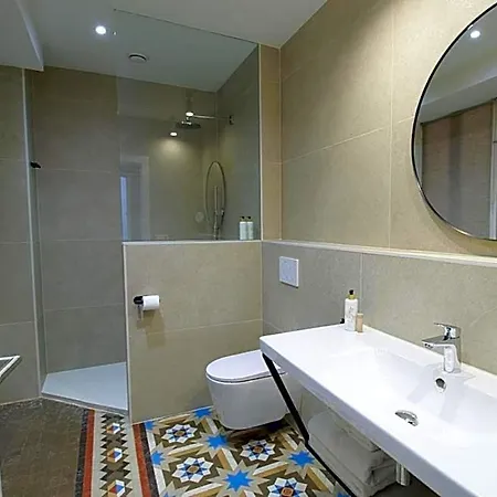 Pensión Valola Boutique 4*