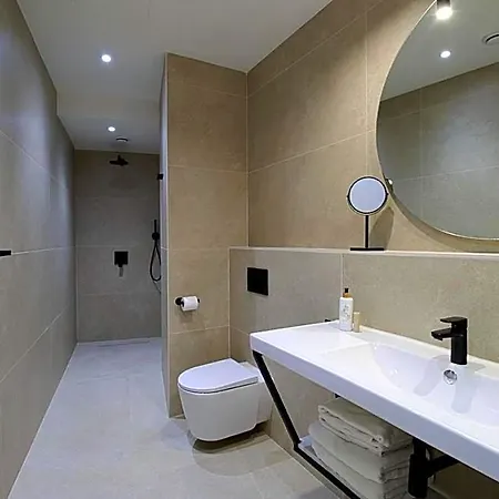 Pensión Valola Boutique 4*