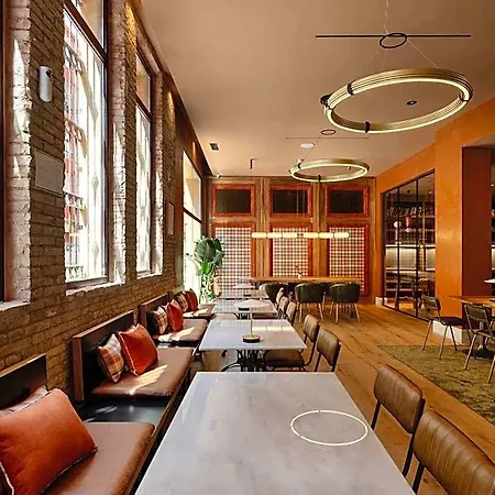 Saman Boutique Hotel 4*