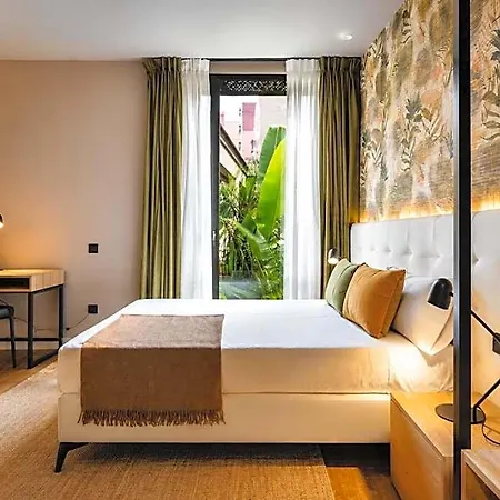 Hotel Saman Boutique 4*